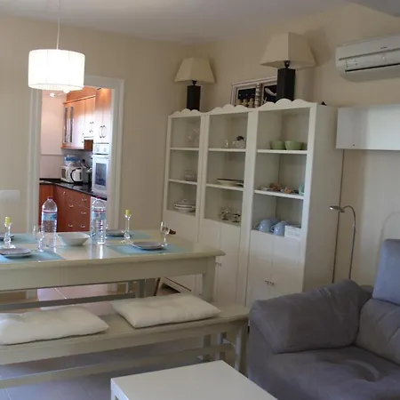 Сasa de vacaciones Chalet Peywand Con Piscina Comunitaria *