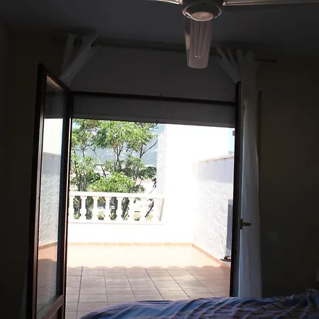 Chalet Peywand Con Piscina Comunitaria Miami Playa